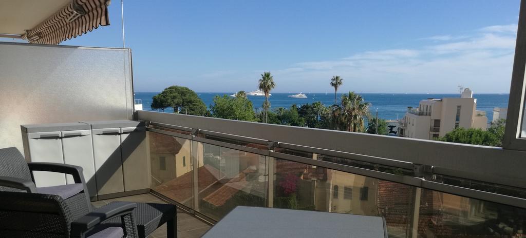 Sea Side Oceanides Apartment Juan-les-Pins Bagian luar foto